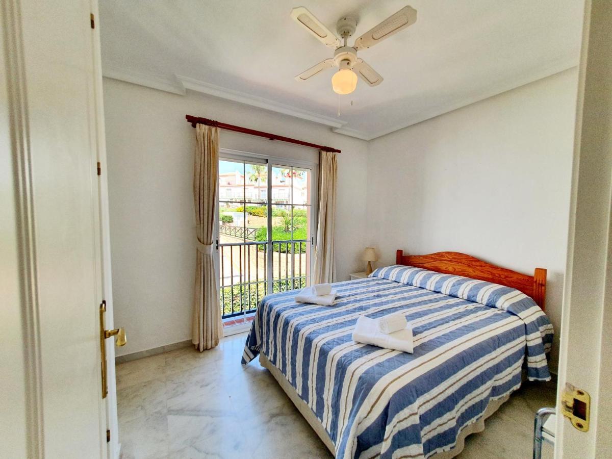 Lomas De Cabopino House Appartement *